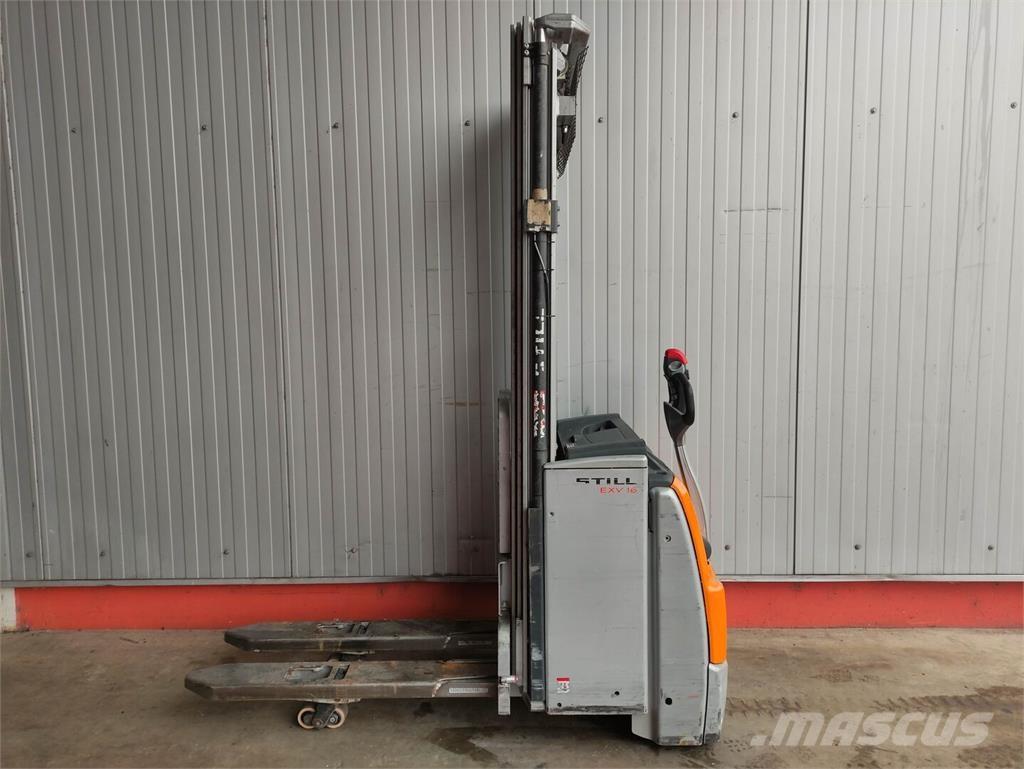Still EXV 16 i معدات التكديس الجوالة