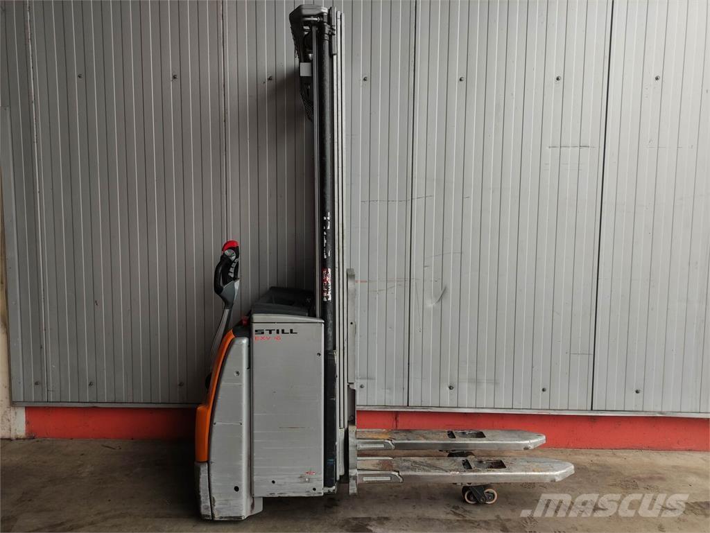 Still EXV 16 i معدات التكديس الجوالة