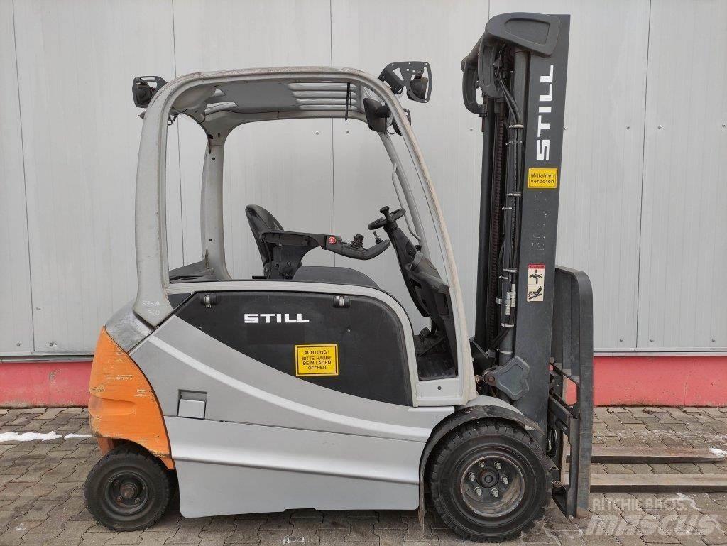 Still RX60-30 L شاحنات ذات رافعات شوكية تعمل بالكهرباء