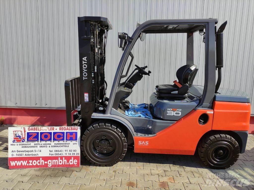 Toyota 52-8FDF30 شاحنات الديزل