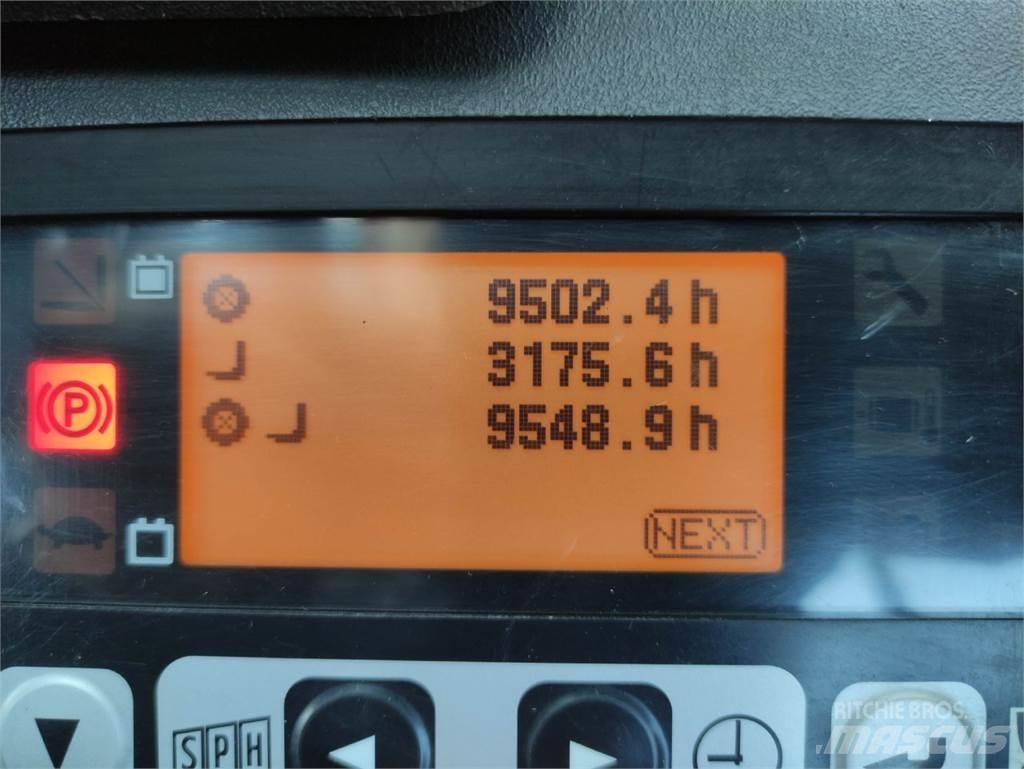 Toyota 8FBEKT16 شاحنات ذات رافعات شوكية تعمل بالكهرباء