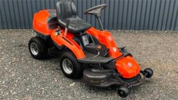 Husqvarna R214TC. inkl. 94cm klipperdæk