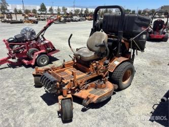 Turftiger II 4x2 Zero-Turn Lawn Mower