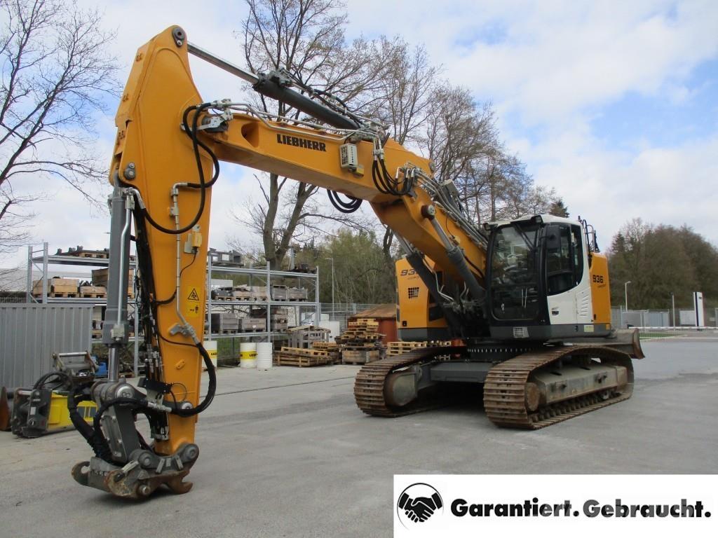 Liebherr R 936 Compact Litronic حفارات زحافة